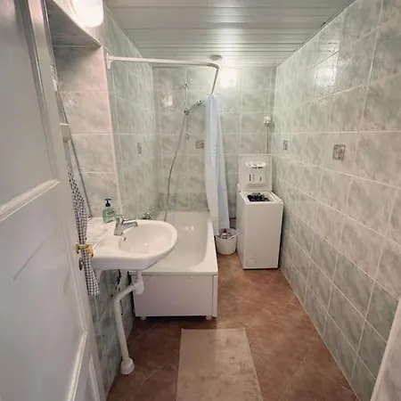 Center Up To 4 Guests * Tallinn